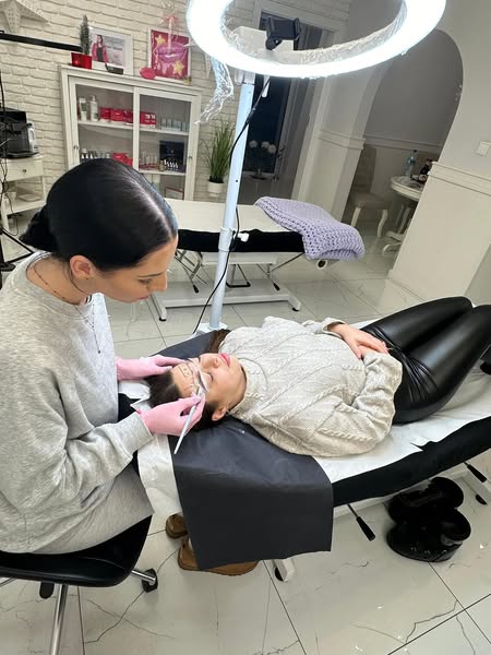 Makijaż okolicznościowy wykonany przez wizażystkę Agatę Maślak