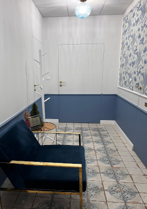 Wnętrze studia makijażu w Szczecinie - profesjonalne stanowisko do makijażu